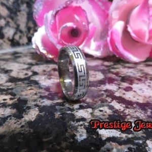 New stylish Versace style silver tone greek key ring